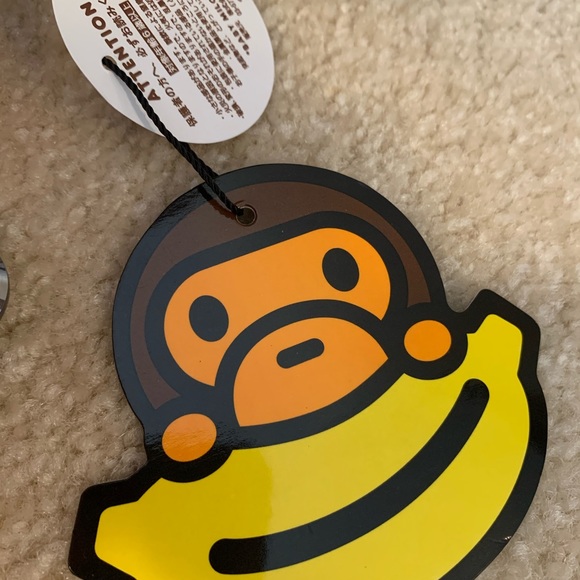 SOLD OUT - Bape Baby Milo Jumbo Plush *SUPER RARE* - Picture 5 of 5